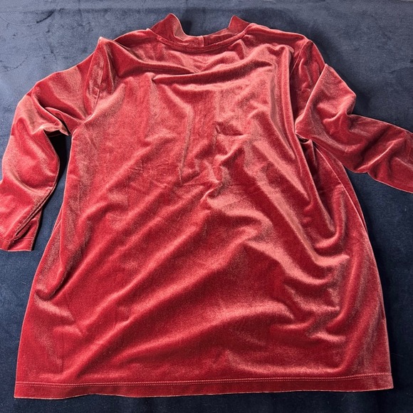 Lands End Womens Burgundy/Rose Velvet Long Sleeve | Size XS | Cottage Elegant - Picture 3 of 7